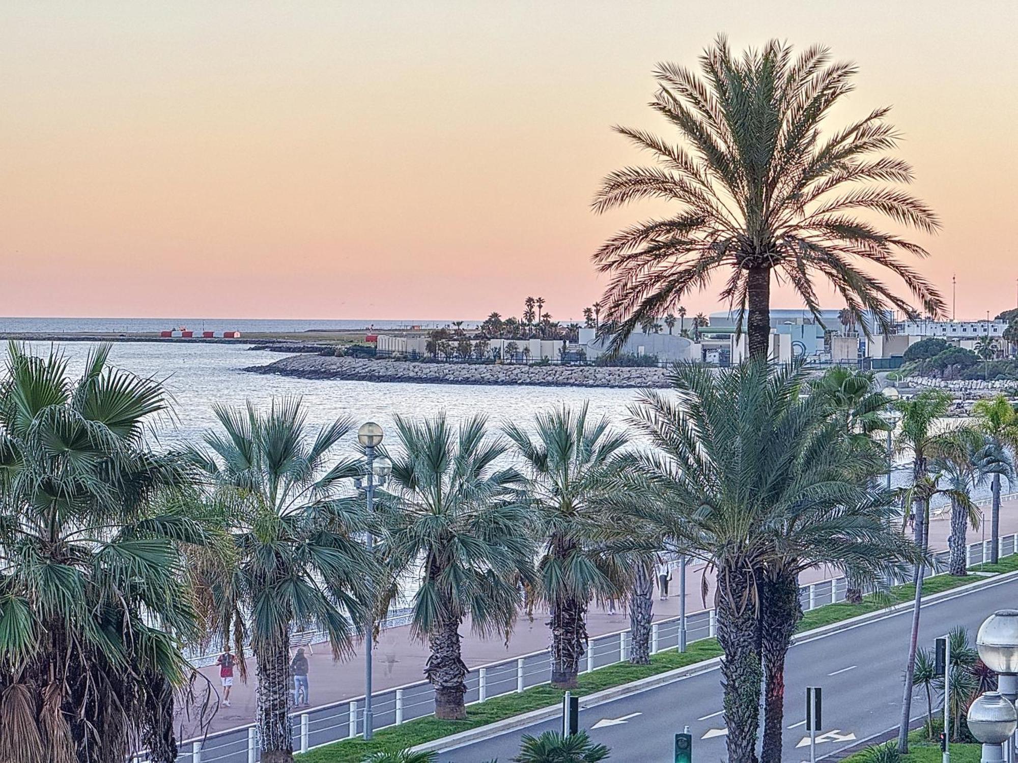Seaview Promenade 2brs With Parking Appartement *