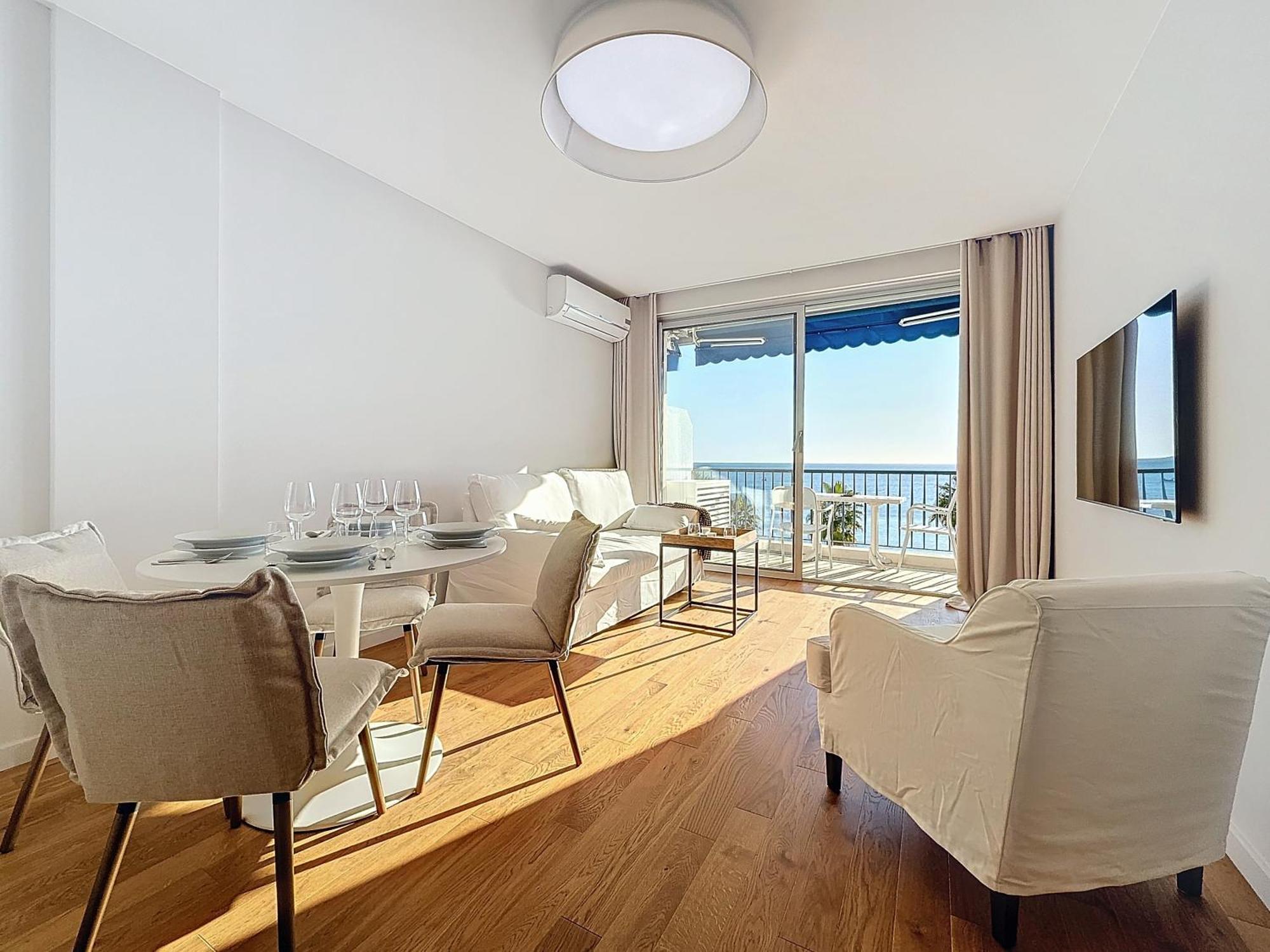 Appartement Seaview Promenade 2brs With Parking